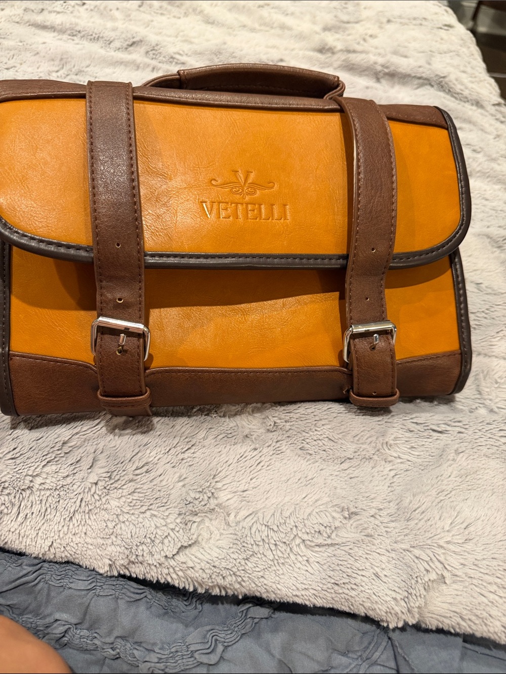 Men's Two-Tone Brown & Tan Leather Messenger Bag